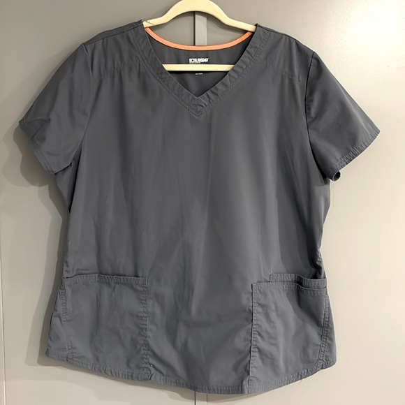 Women’s Scrub Top - Picture 1 of 2